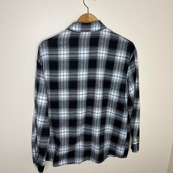 Black and White Plaid Long Sleeve Button Up Small - Picture 6 of 10